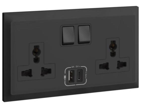 LEGRAND BLACK MULTISOCKET 2G BS 13A + USB A+C